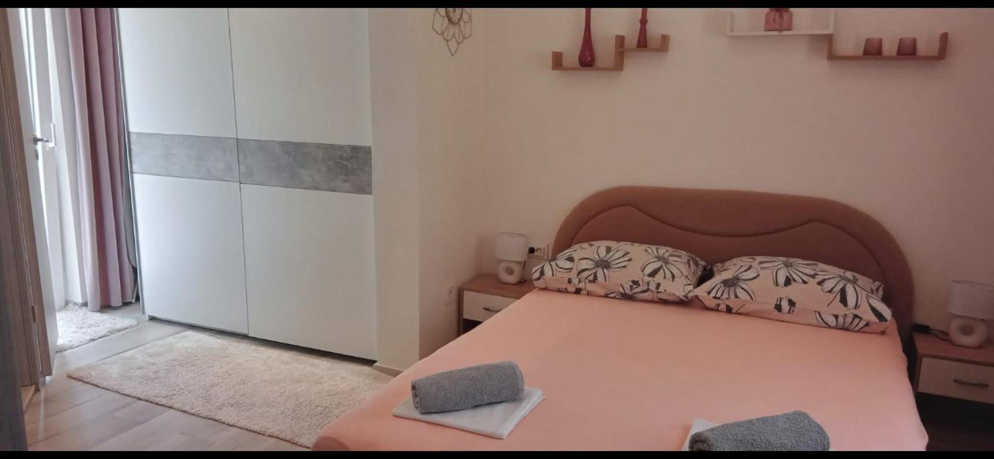 דוגי ראט Apartment Biskupovic מראה חיצוני תמונה